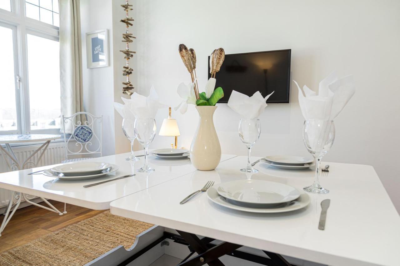 Ocean Breeze - 1 Minute From The Beach - 10 Minute From Bic - Fast Wi-Fi - Smart Tv Bournemouth Exterior foto